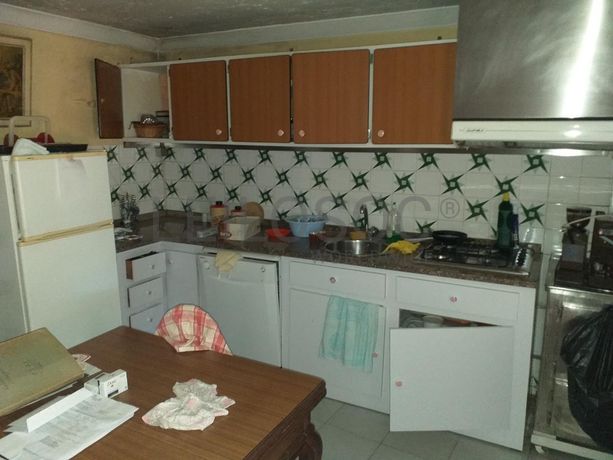 LEILÃO SUSPENSO · Quinhão Hereditário · Gondomar