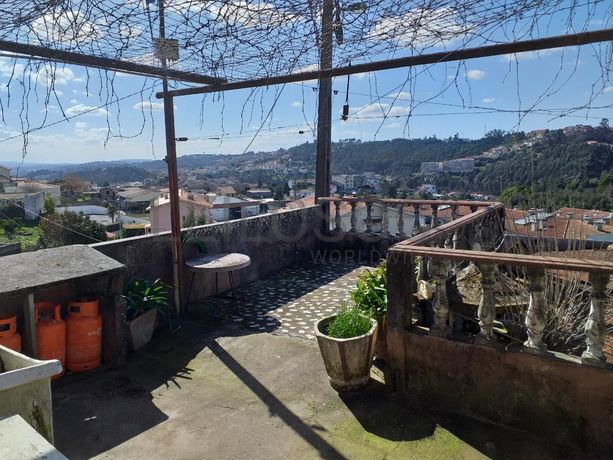 LEILÃO SUSPENSO · Quinhão Hereditário · Gondomar