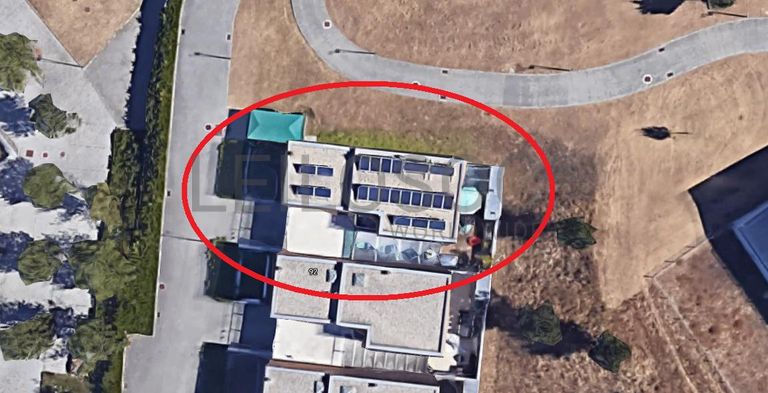 Moradia V4 em Condomínio Fechado