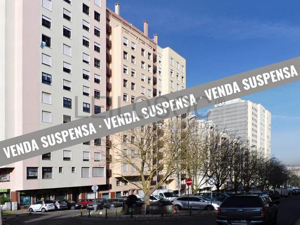 LOTE SUSPENSO · Apartamento T3 · Alfragide, Amadora