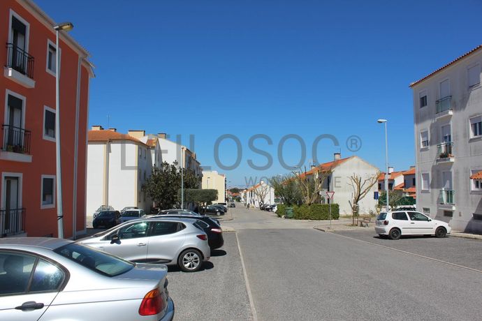 LEILÃO SUSPENSO · Apartamento T3 · Setúbal