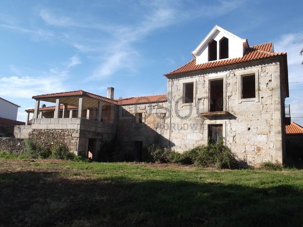 Quinta Secular em Reconstrução · Vila Flor