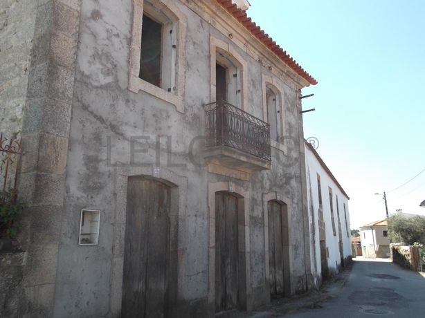 Quinta Secular em Reconstrução · Vila Flor