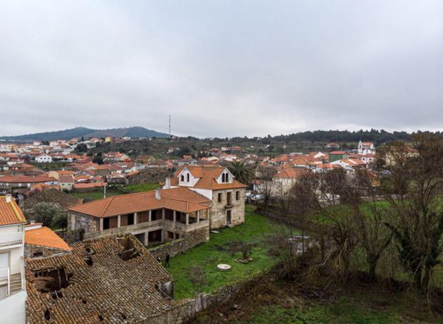 Quinta Secular em Reconstrução · Vila Flor