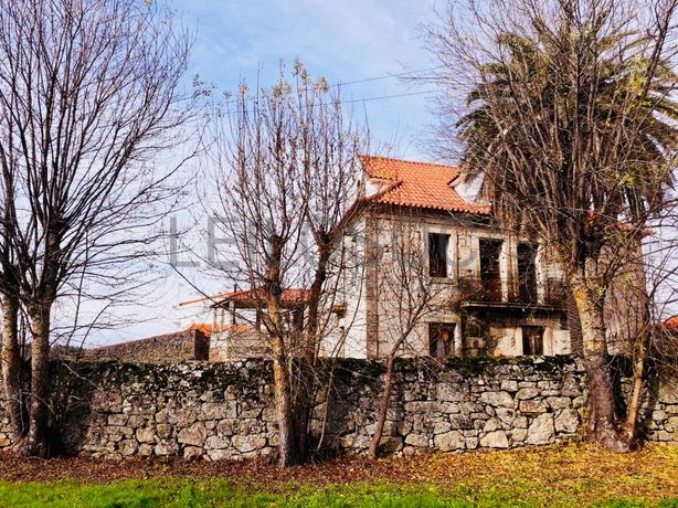 Quinta Secular em Reconstrução · Vila Flor