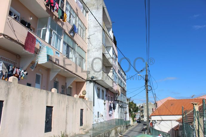 2 Edifícios · Amadora