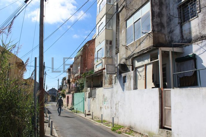 2 Edifícios · Amadora