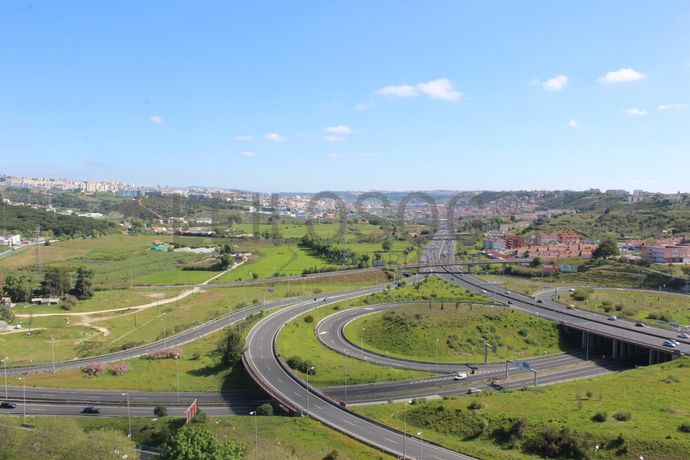 2 Edifícios · Amadora