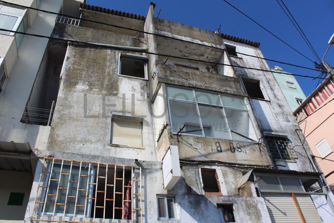 2 Edifícios · Amadora