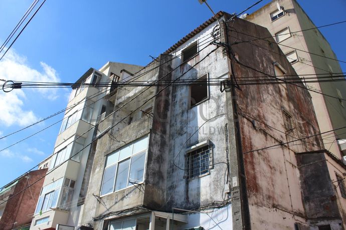 2 Edifícios · Amadora