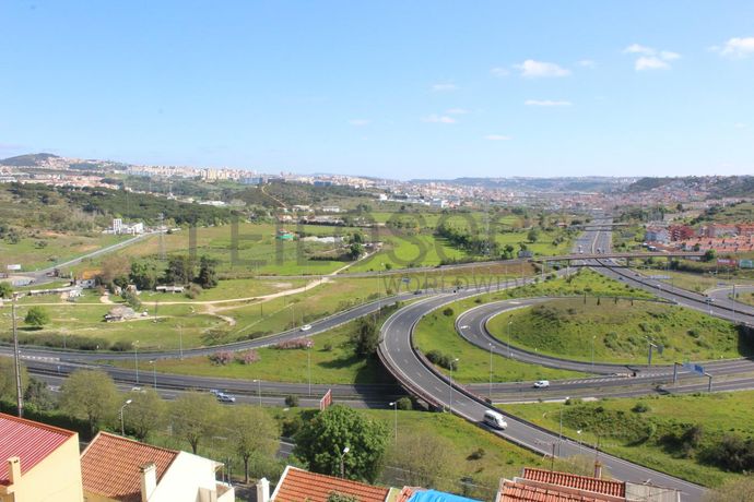 2 Edifícios · Amadora