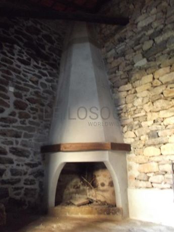 Quinta Secular em Reconstrução · Vila Flor