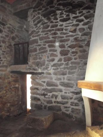 Quinta Secular em Reconstrução · Vila Flor