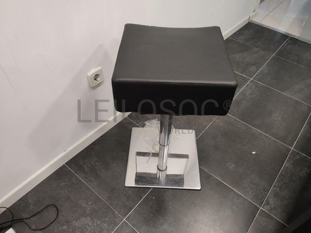 Cadeiras + Bancos + Cadeirão