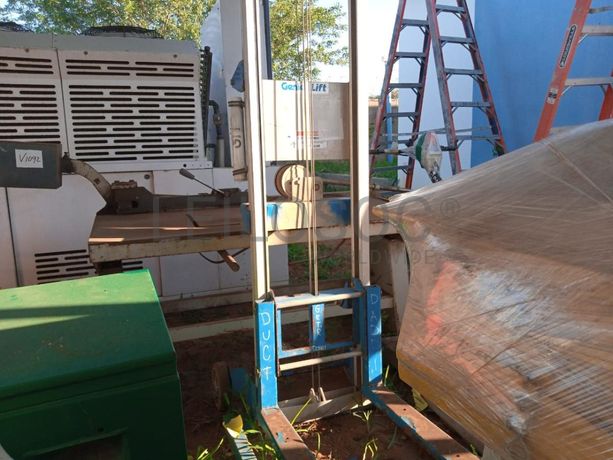 Genie Lift ·