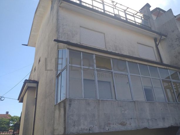 Proporção de 38/288 de Moradia V4 · Gondomar