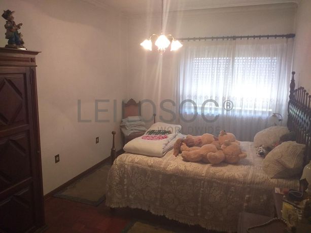 Proporção de 38/288 de Moradia V4 · Gondomar