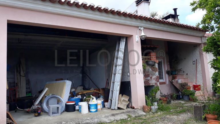 Moradia V3 + Terreno · Vila Velha de Ródão