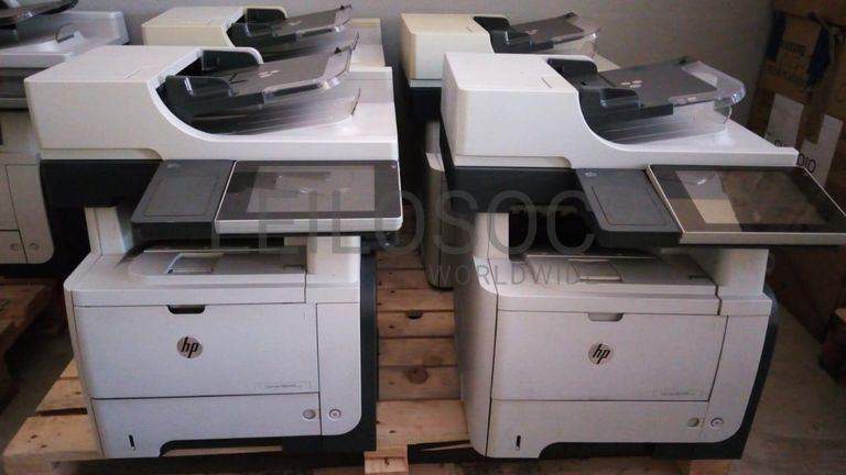 Material Informático ·