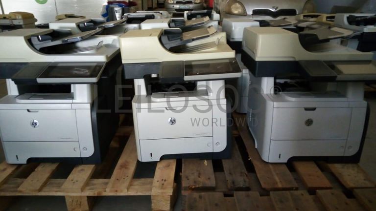 Material Informático ·