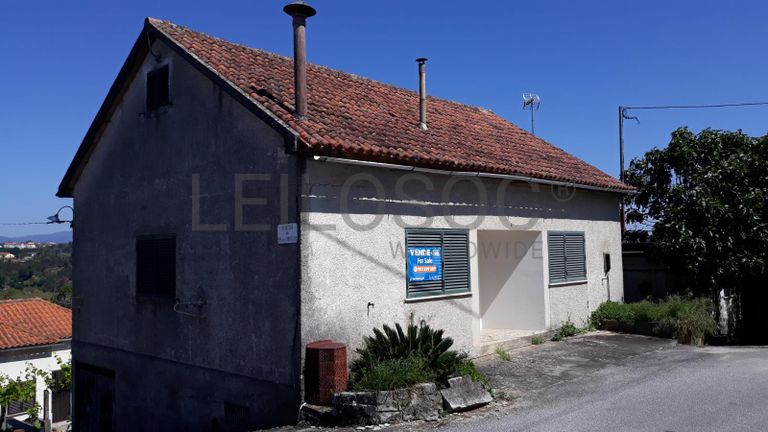 Proporção de 1/3 + Quinhão Hereditário de Moradia V2 · Santa Comba Dão