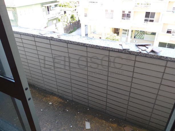 Apartamento T2 + Garagem · São João da Madeira