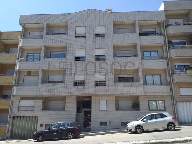 Apartamento T2 + Garagem · São João da Madeira