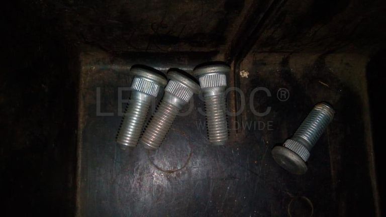 Peças e Acessórios ·