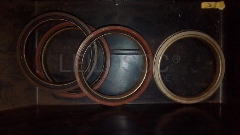 Peças e Acessórios ·