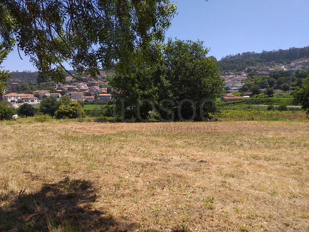 1/8 de Terrenos · Santo Tirso