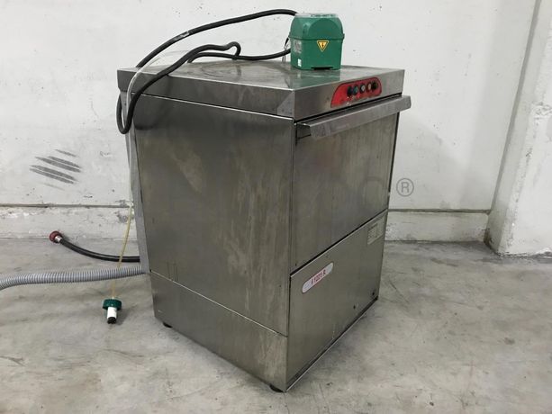 Máquina de Lavar Louça