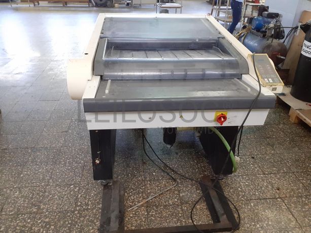 Máquina de Revelar e Processar Chapas