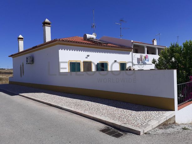 Moradia V3 c/ Logradouro · Vila Viçosa