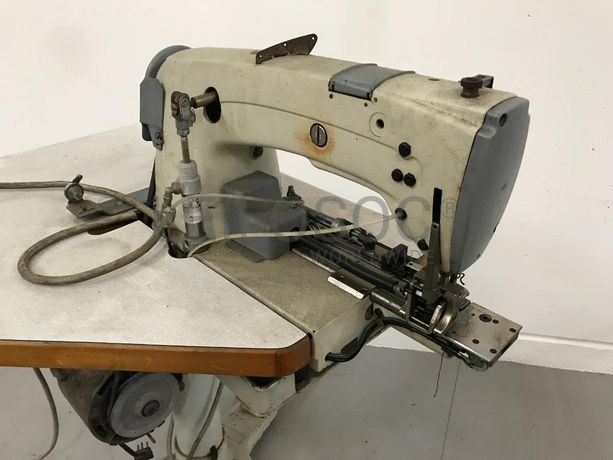 Máquina de Costura