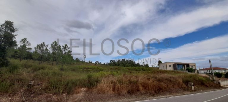 1/2 de Lote para Construção · Sardoal