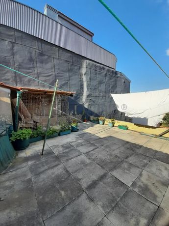 Edifício 3 Pisos · Campanhã, Porto