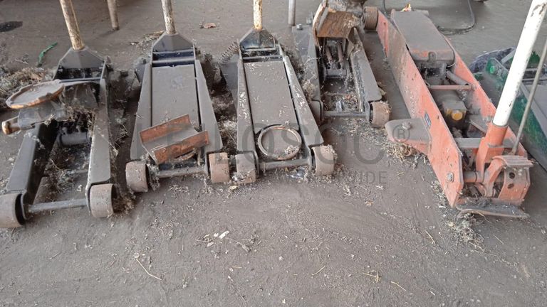 MACACO HIDRÁULICO ·