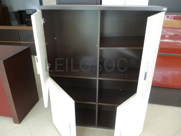 Móvel de 4 portas