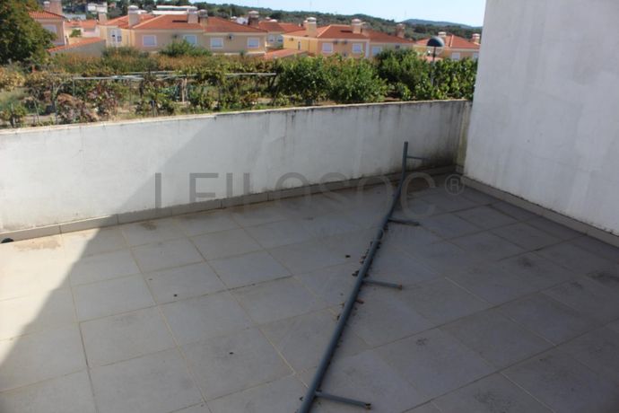 Lote para Construção c/ Benfeitoria · Portalegre