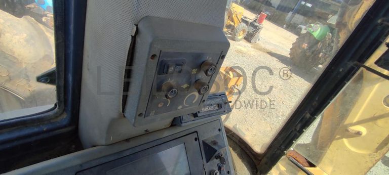 Retroescavadora Case 580 4/4 Super LE