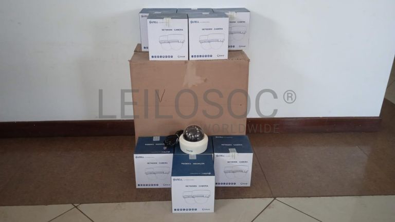 Câmeras de vigilância + Equipamentos de vigilância + Equipamentos de vigilância + Equipamentos de vigilância + Equipamentos de vigilância + Equipamentos de vigilância ·