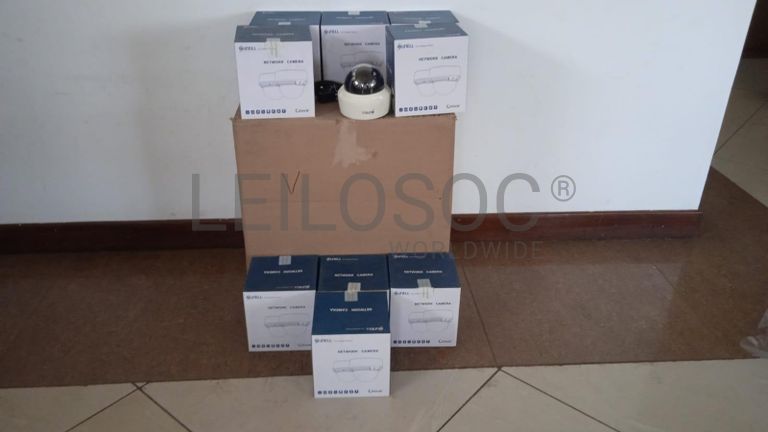 Câmeras de vigilância + Equipamentos de vigilância + Equipamentos de vigilância + Equipamentos de vigilância + Equipamentos de vigilância + Equipamentos de vigilância ·