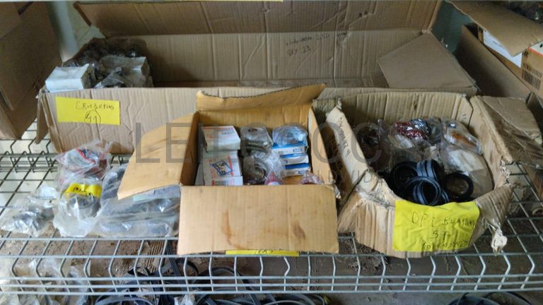 Tubos de escape + Kit de faroís + Faroís + Filtros + Diversos + Filtros + Filtros + 2042 + Filtros + Filtros + Diversos + Diversos + Farois + Freios + Filtros + Filtros + Filtros + Filtros + Diversos + Filtros + Diversos + Divesos + Filtros + Filtros + Diversos + Diversos + Sensores + Diversos + Filtros + Diversos + Diversos + Rolamentos + Diversos + Diversos + Diversos + Diversos + Diversos + Filtros + Diversos + Diversos + Transfomador + Contentor de 40P ·