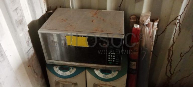 Termos acumulador + Bebedouros + Diversos + Tv + Material Informático + Cabo de Rede + Mobiliário + Bobina + Bobinas + Máquinas de corte de relva + Cabos de aço + Radiador + Armazém ·