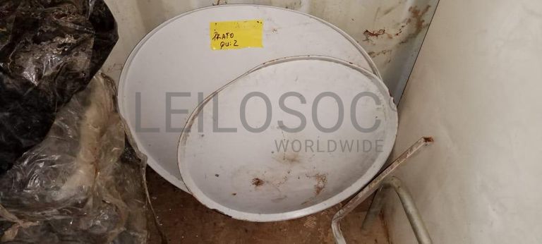 Termos acumulador + Bebedouros + Diversos + Tv + Material Informático + Cabo de Rede + Mobiliário + Bobina + Bobinas + Máquinas de corte de relva + Cabos de aço + Radiador + Armazém ·