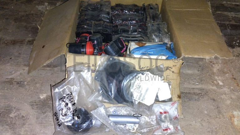 Tubos de escape + Kit de faroís + Faroís + Filtros + Diversos + Filtros + Filtros + 2042 + Filtros + Filtros + Diversos + Diversos + Farois + Freios + Filtros + Filtros + Filtros + Filtros + Diversos + Filtros + Diversos + Divesos + Filtros + Filtros + Diversos + Diversos + Sensores + Diversos + Filtros + Diversos + Diversos + Rolamentos + Diversos + Diversos + Diversos + Diversos + Diversos + Filtros + Diversos + Diversos + Transfomador + Contentor de 40P ·