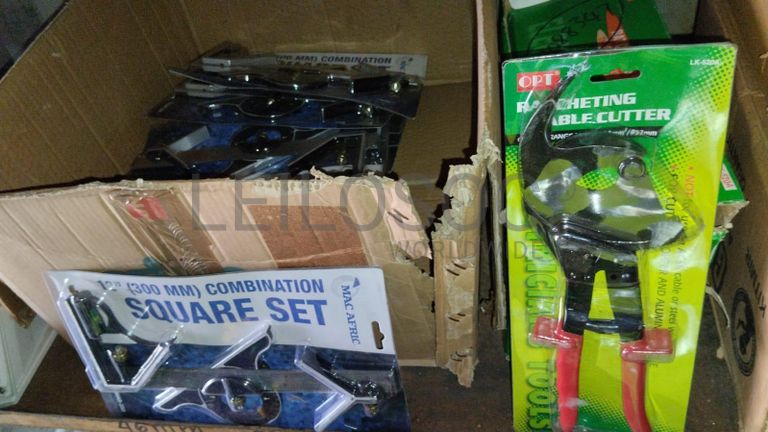 Diversos + Diversos + Grampos + Diversos + Diversos + Diversos + Electrodos + Diversos + Diversos + Diversos + Diversos + Diversos + Fitas + Diversos + Diversos + Máquinas Rebarbadora + Diversos + Pregos 50×2.50mm + Diversos + Cintas + Cintas + Cintas + Cintas + Cintas + Mangueiras para maçarico + Cintos de Segurança + Diversos + Diversos + Porcas + Porcas + Diversos + Pregos + Parafusos + Material Hospitalar + Diversos + Cordas + Diversos + Material para Soldadura + Material para Instalacao electrica + Diversos + Spray Q20 + Braçadeiras + Rolos de rede + Cerca de Segurança + Cabo flexível + Abaraçadeiras + Materia para soldadura + Abraçadeiras + Diversos + Bombas de água + Diversos + Compressor + Contentor de 40P ·