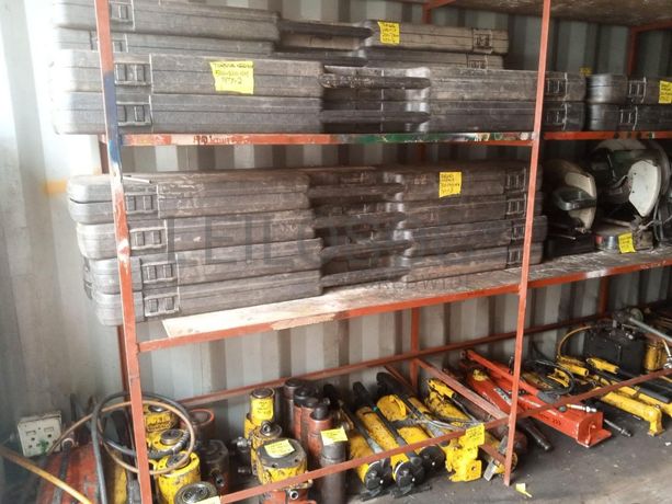 Material Informático ·