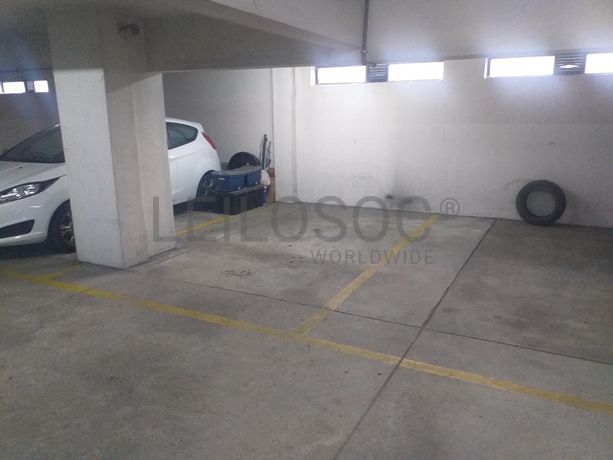 1/2 da Nua Propriedade de Lugar de garagem · São Mamede de Infesta