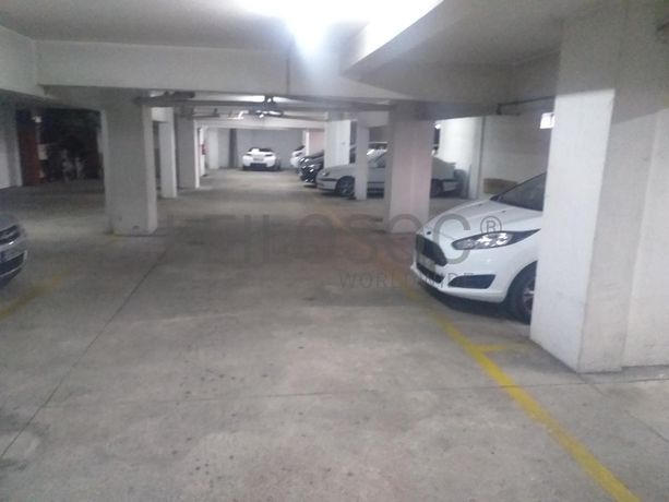 1/2 da Nua Propriedade de Lugar de garagem · São Mamede de Infesta